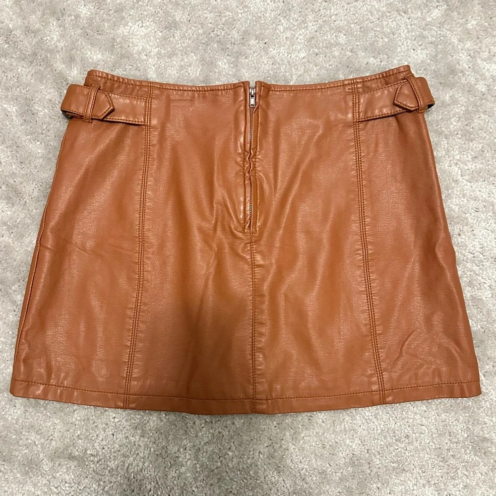 Free People Charli Vegan Leather Mini Skirt Honey Brown Women's size 12 GUC